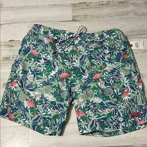 Izod Flamingo Swim Trunks Size Large NWT